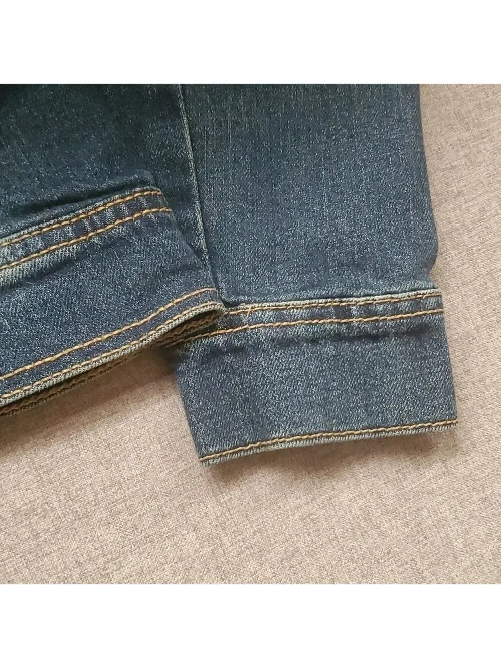 Old Navy jacket women’s Small sz S long Sleeve Denim Jean Trucker Blue Crop